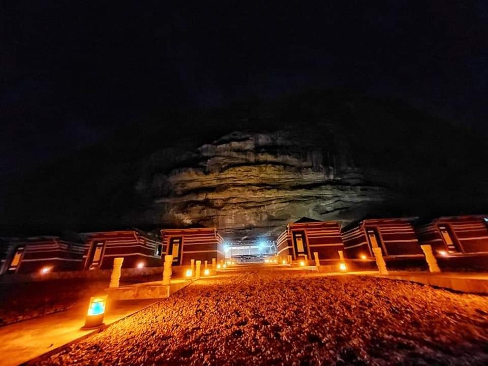 Wadi Rum Star Wars Camp ภายนอก รูปภาพ